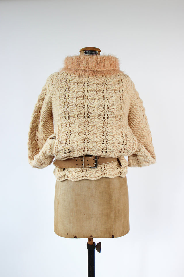 Vintage Munthe plus Simonsen Belted Ivory Wool Knit Jumper with Pink Collar // Size S