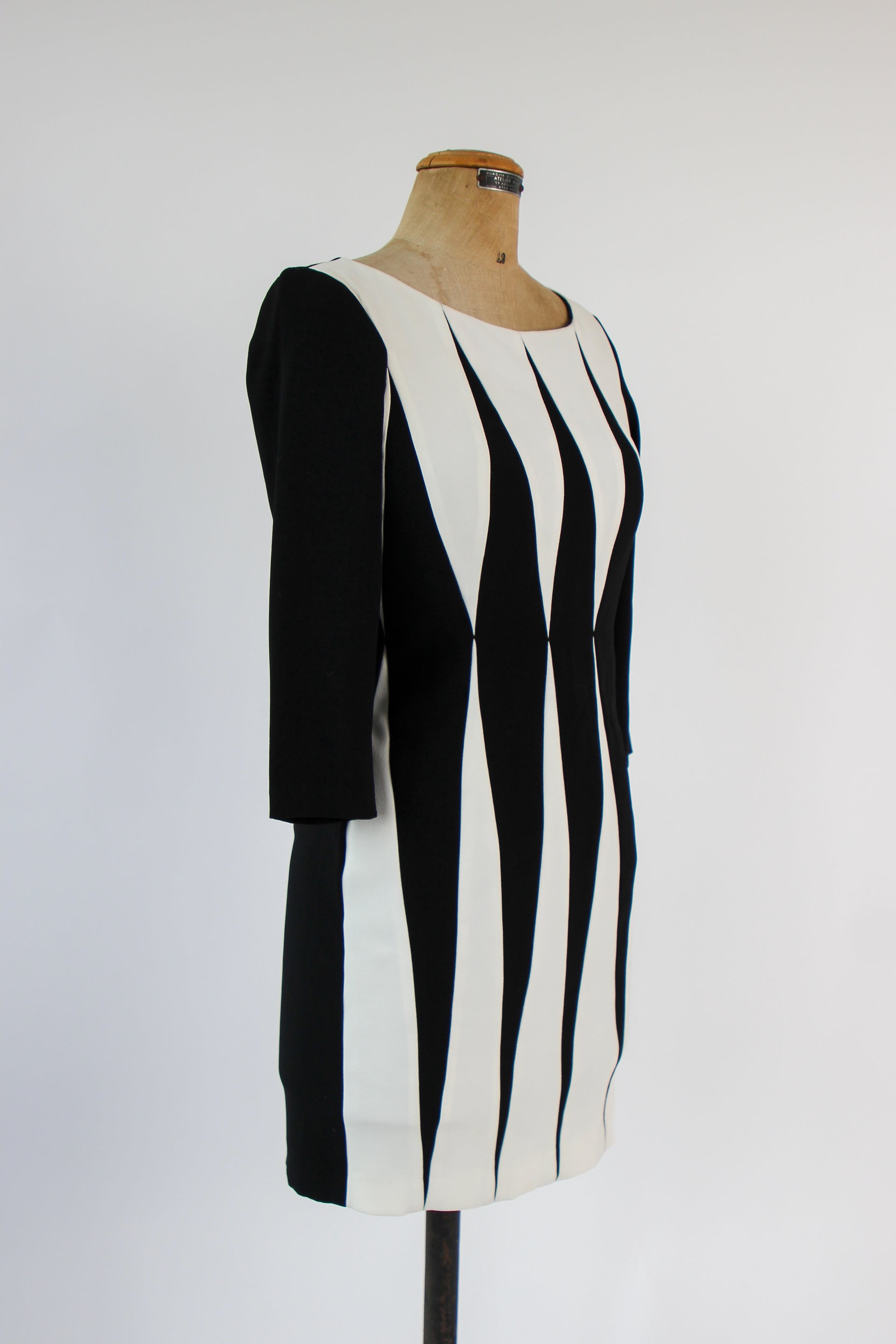 Y2K Vintage in Black and White Harlequin Pattern // Size XS S