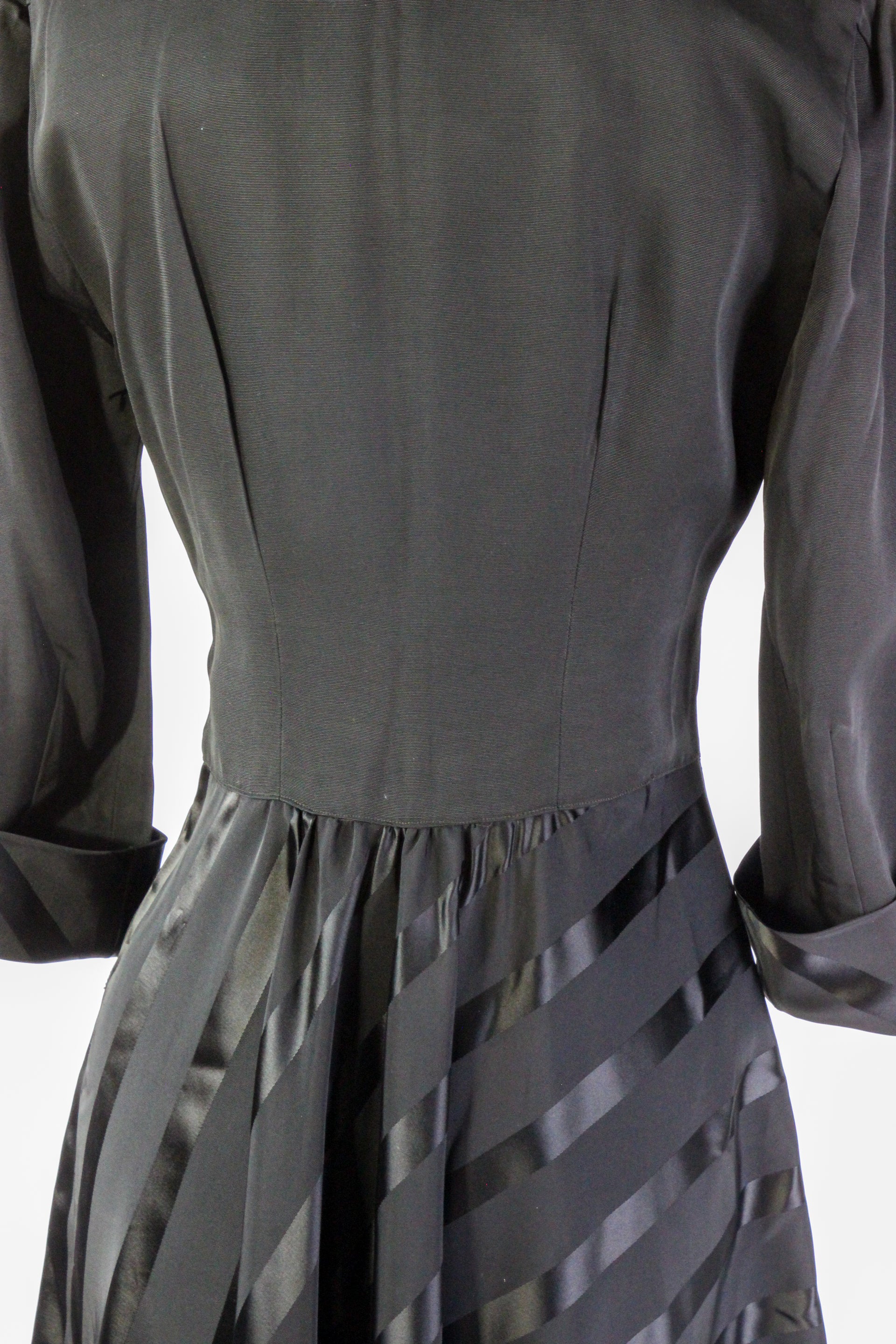 1930s Vintage Black Silk Dress//Size S