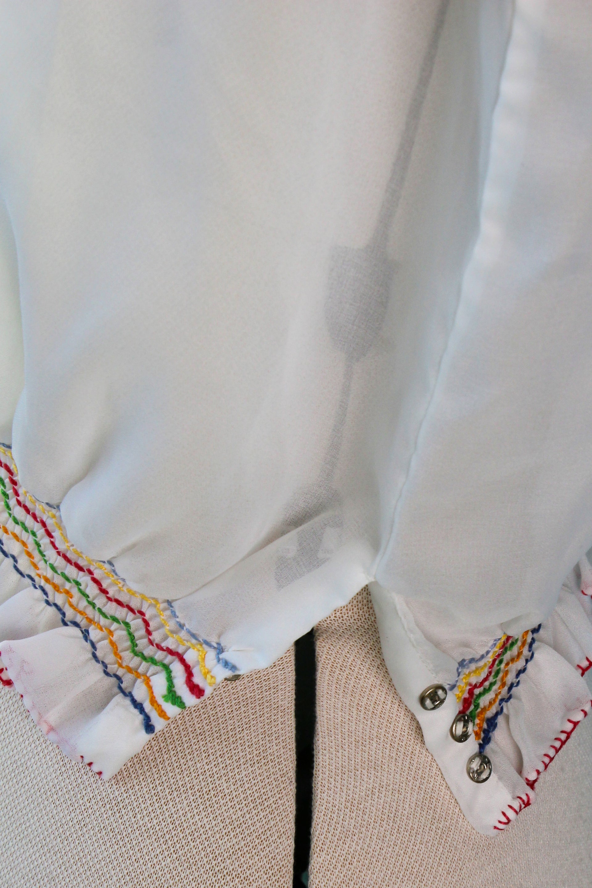 1970s Hungarian Embroidered Peasant Blouse // Size S