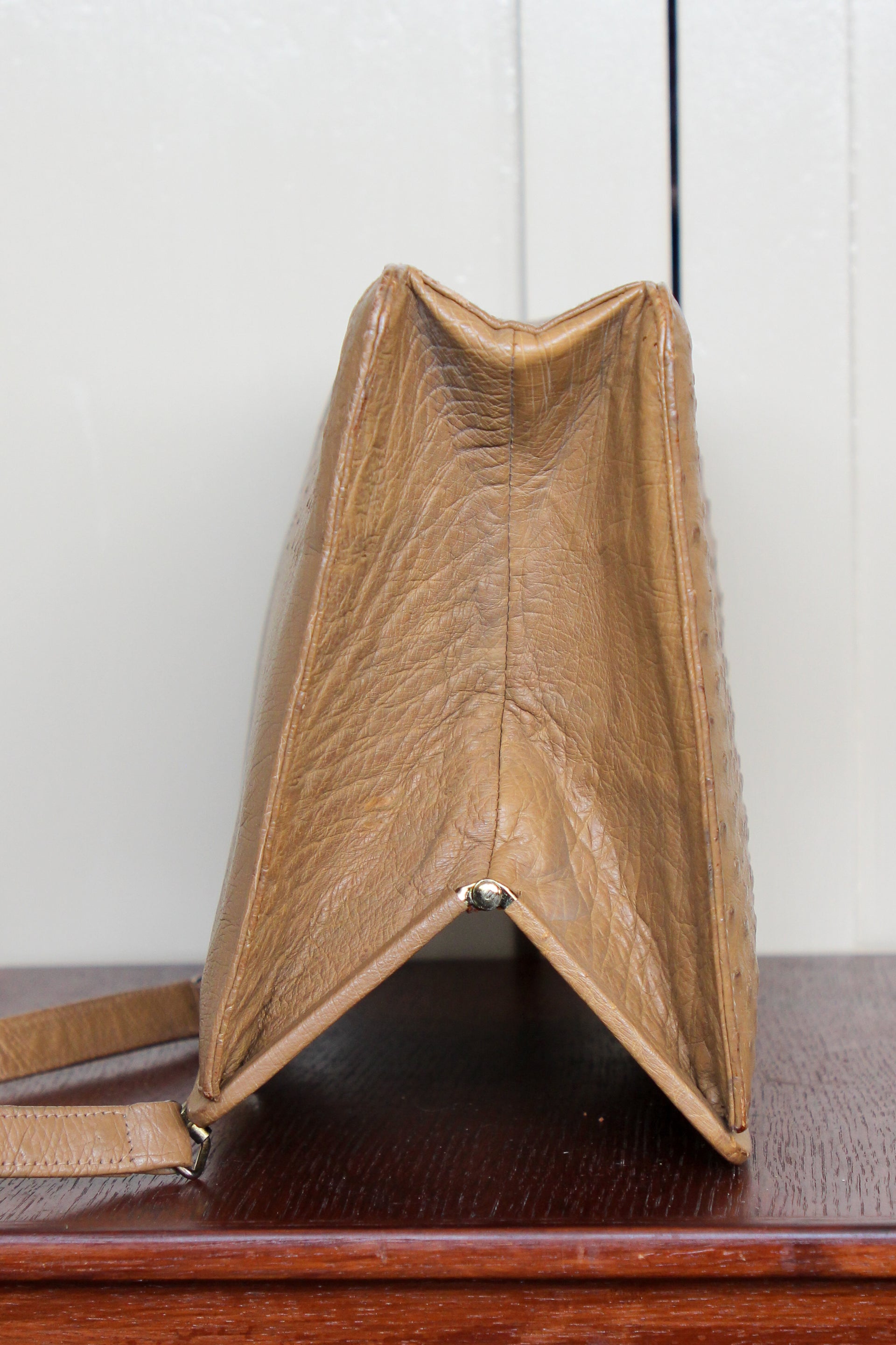 1950s 1960s Vintage Brown Ostrich Leather Top Handle Bag/Purse
