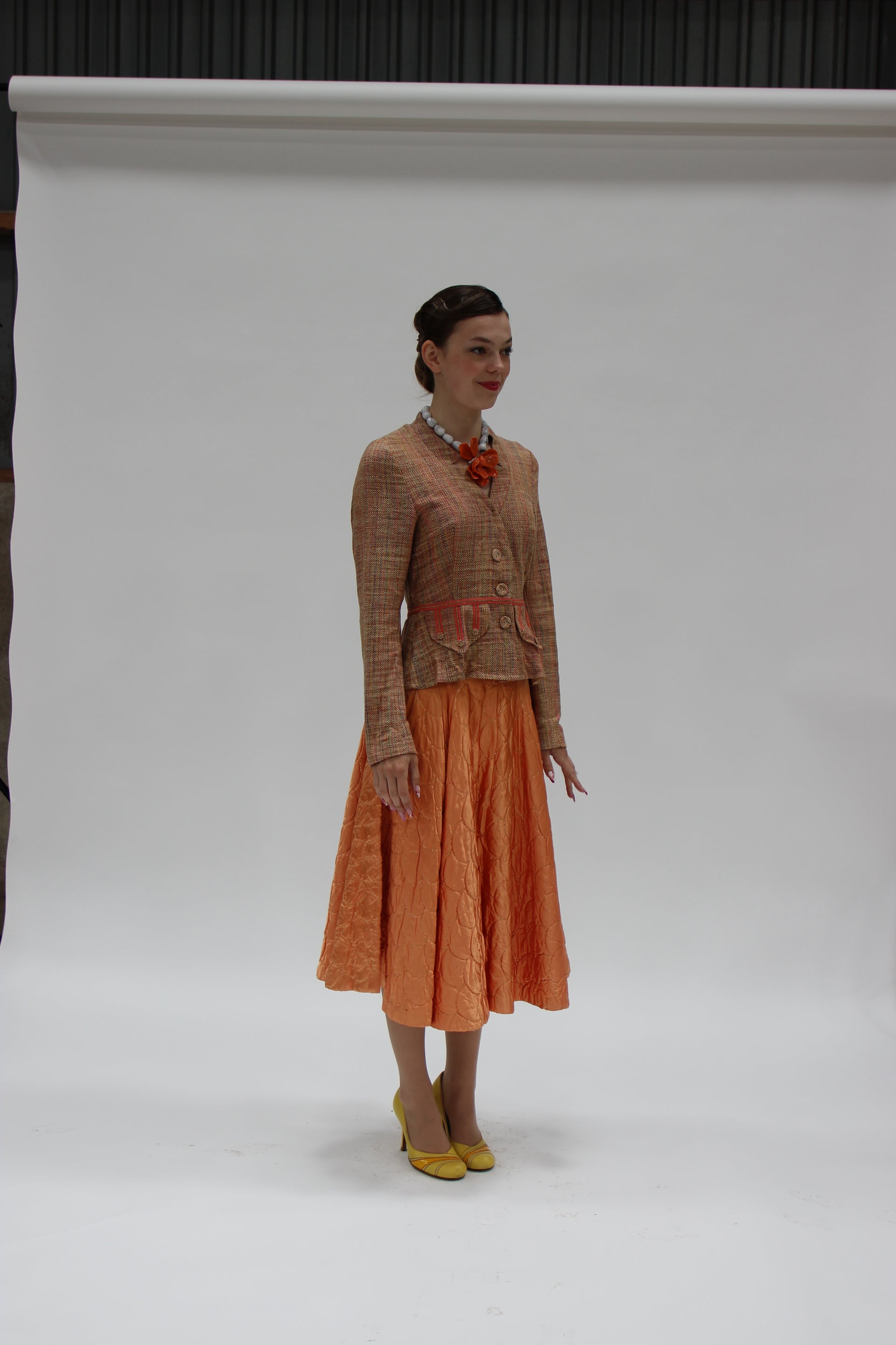 S16 NYE FOTO 1950s Vintage Copper Quilted Circle Skirt//Size S