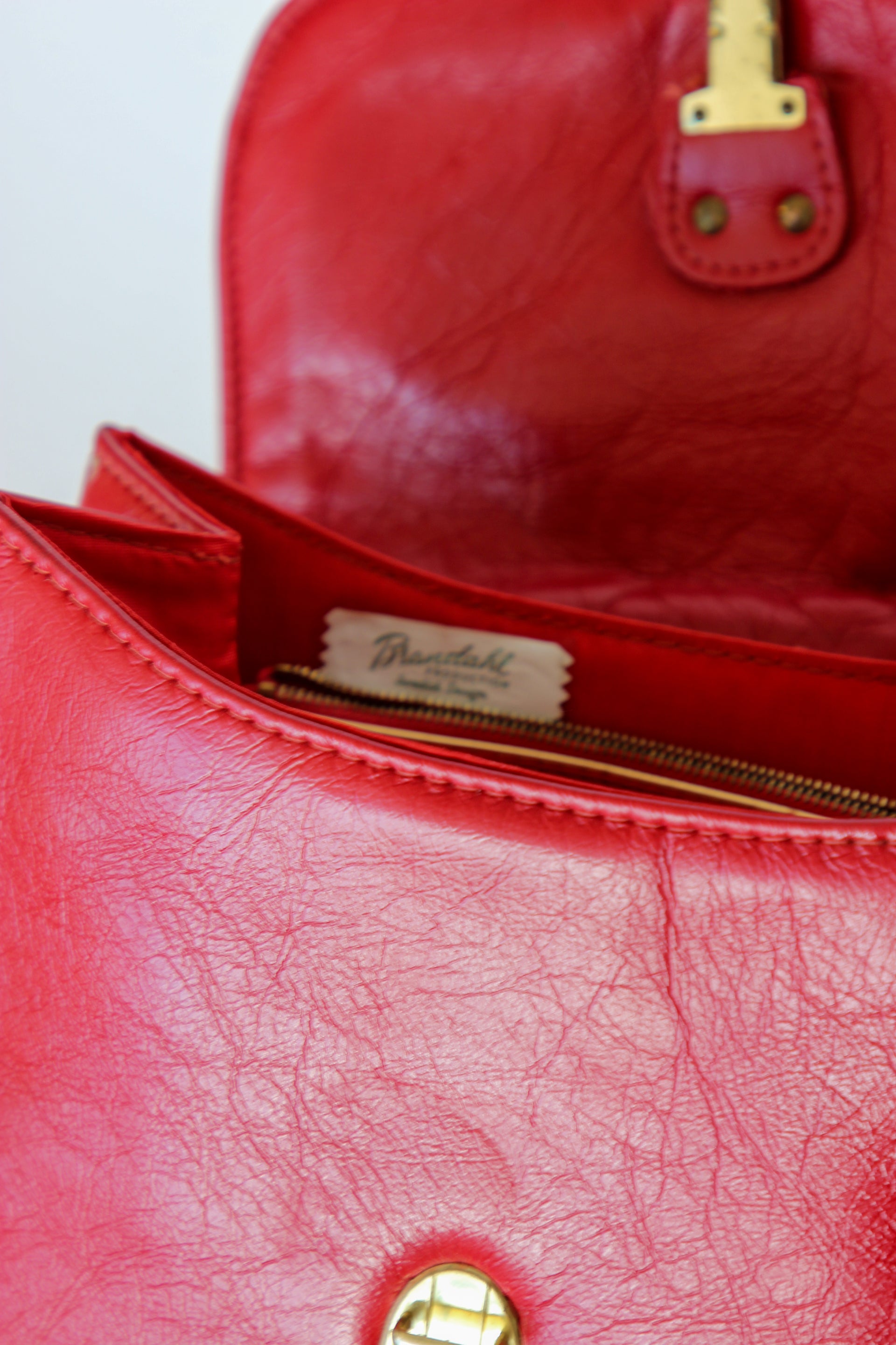 1970s Vintage Red and White Vinyl Top Handle Bag/Shoulder Bag