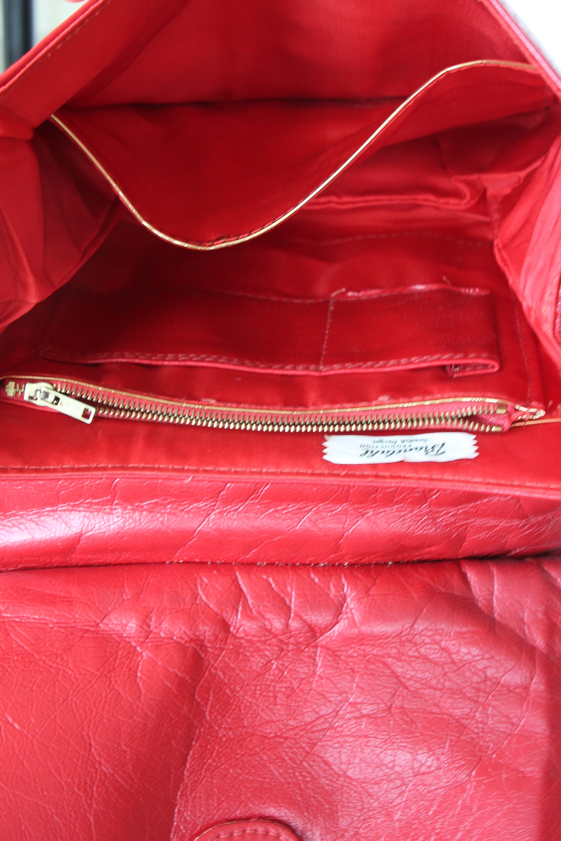1970s Vintage Red and White Vinyl Top Handle Bag/Shoulder Bag