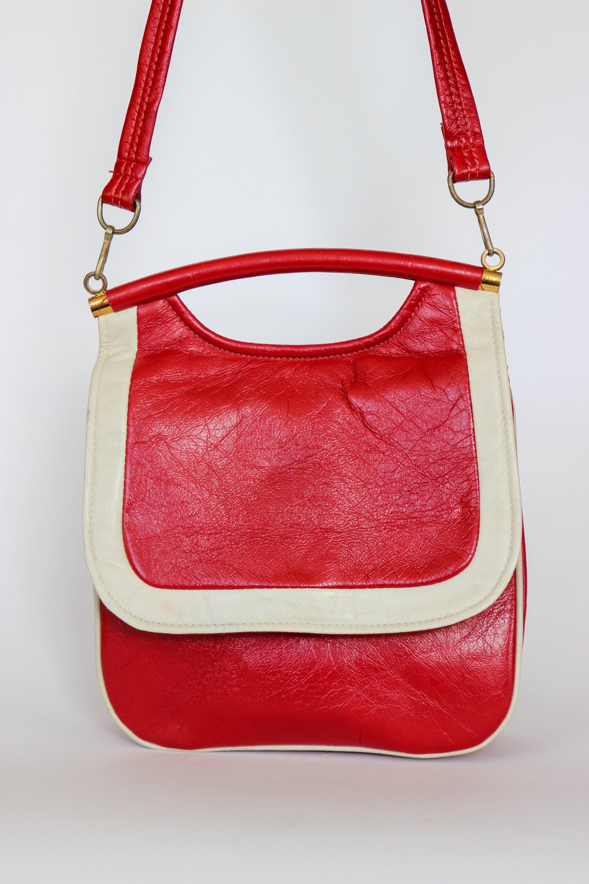 1970s Vintage Red and White Vinyl Top Handle Bag/Shoulder Bag