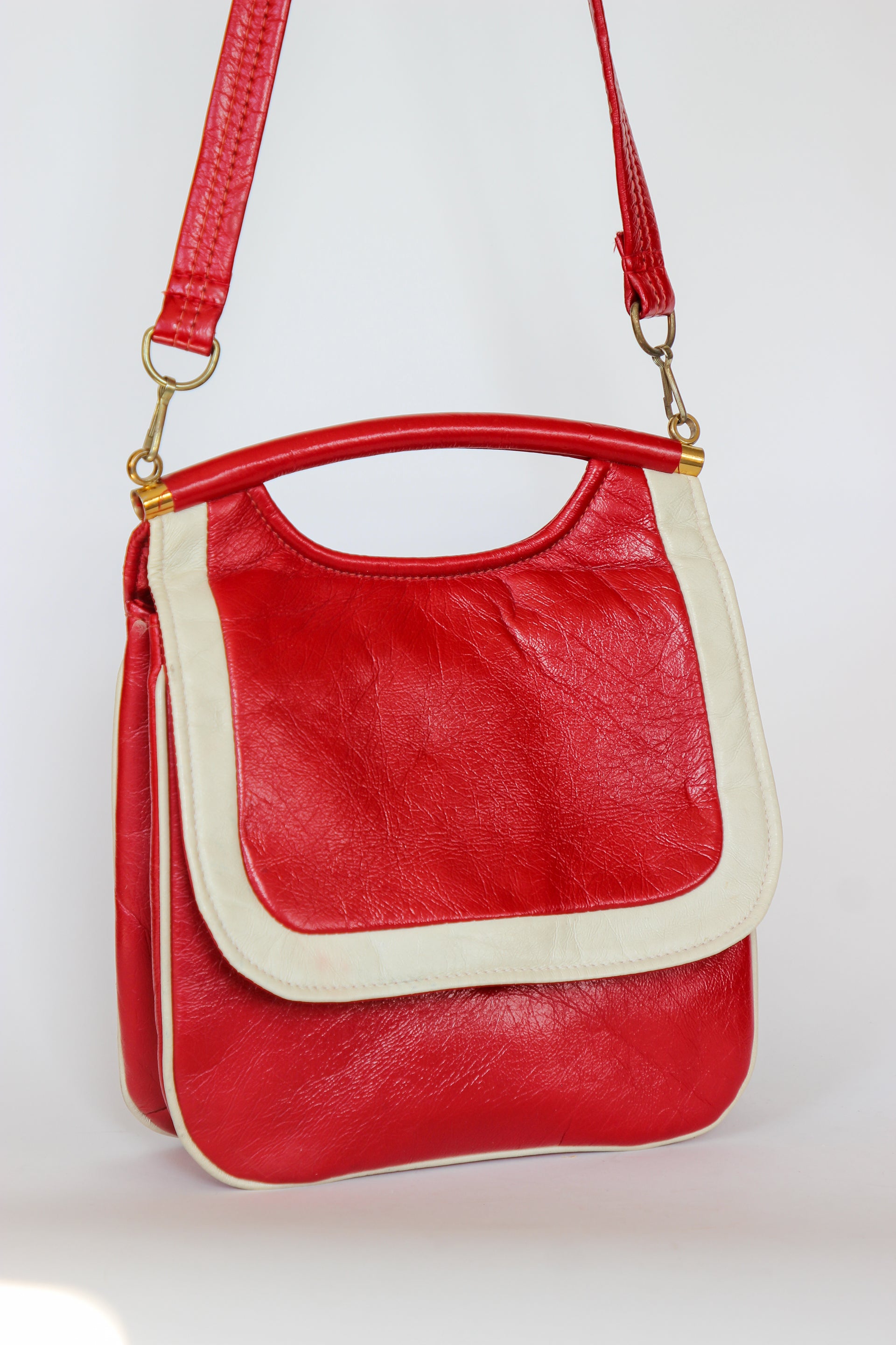 1970s Vintage Red and White Vinyl Top Handle Bag/Shoulder Bag