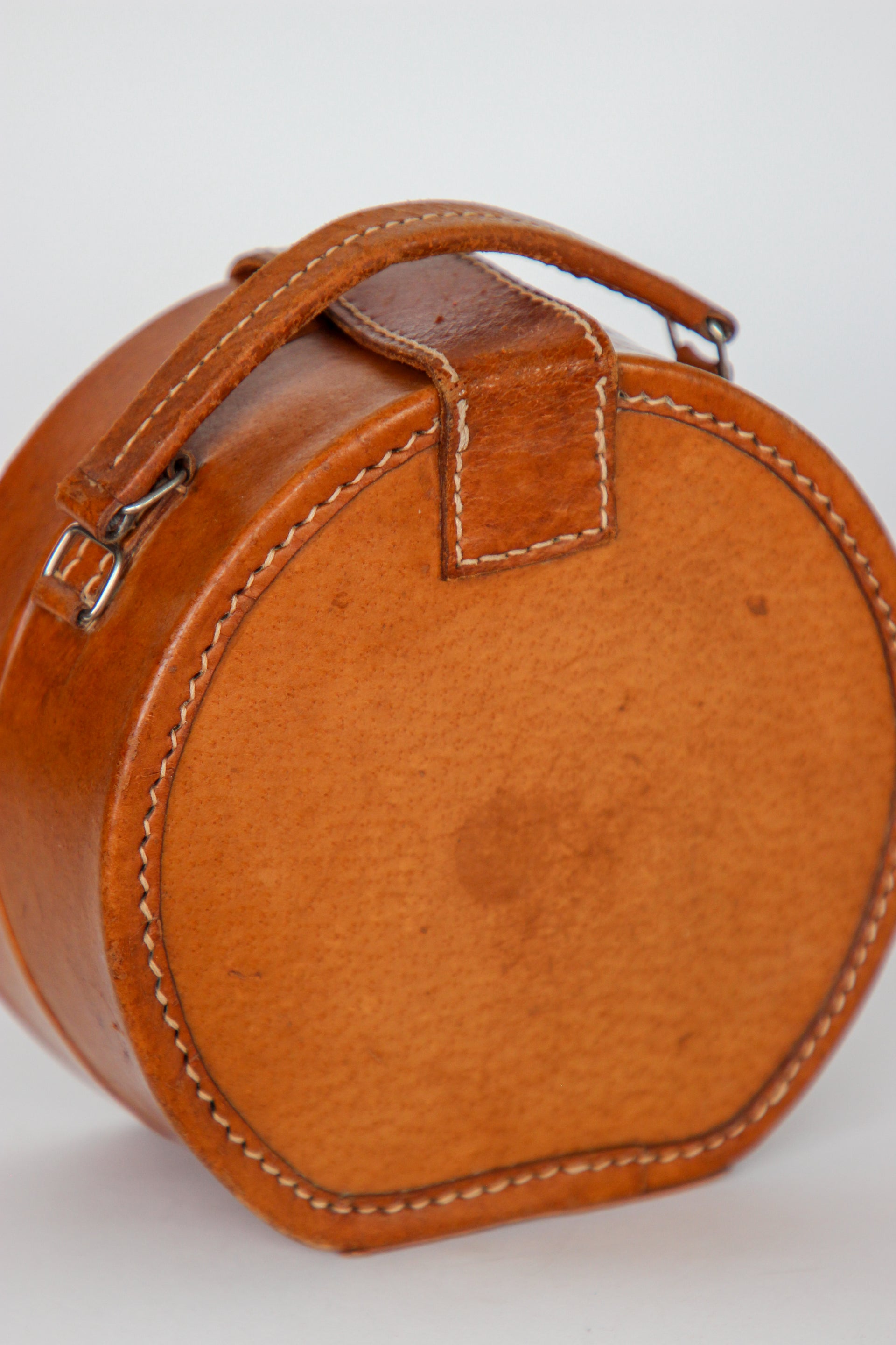 1960s Vintage Brown Grian Leather Little Round Bag / Purse // Giovanni, Italy
