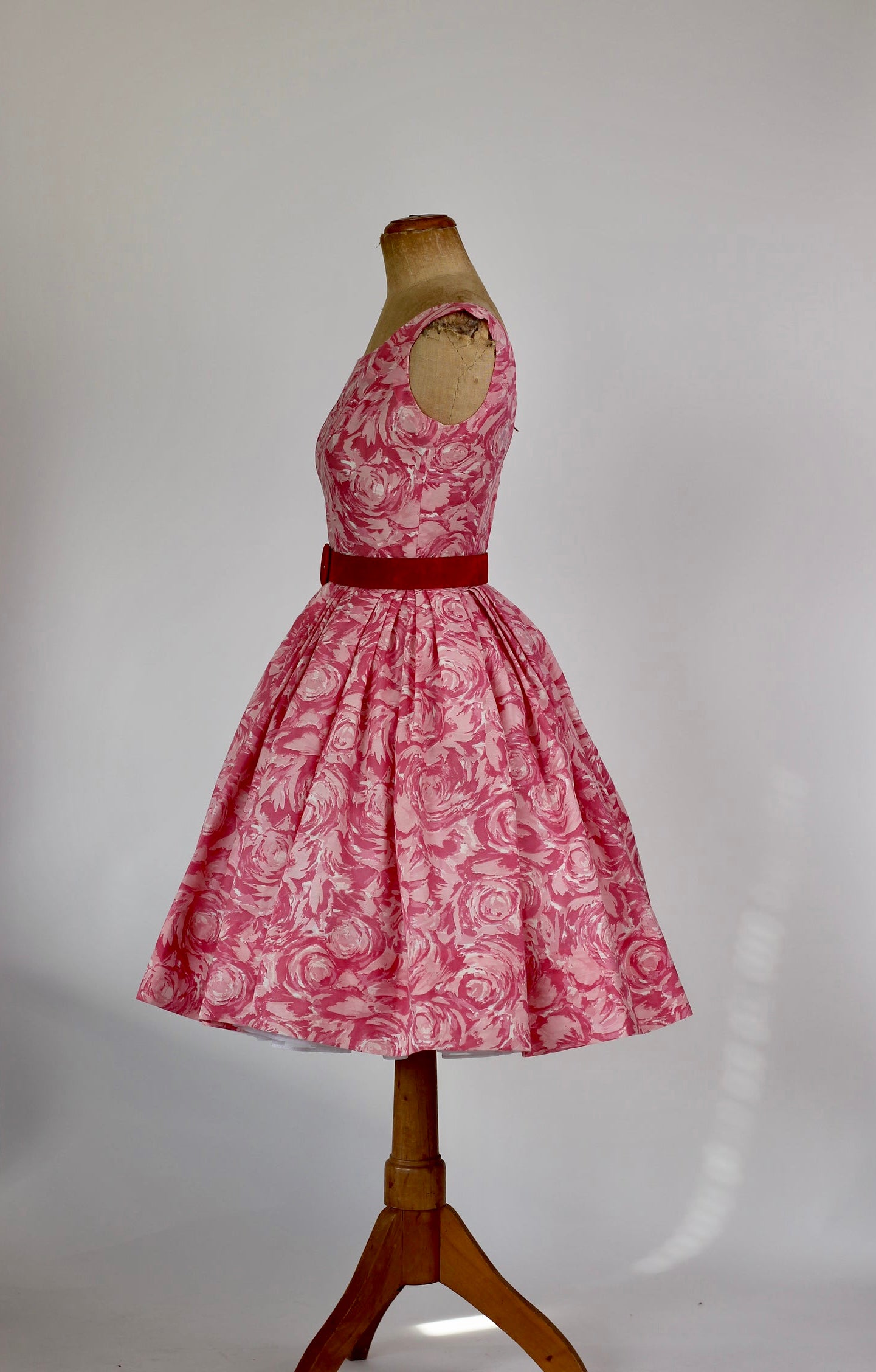1950s Pink Cotton Dress with Floral Print//Size S