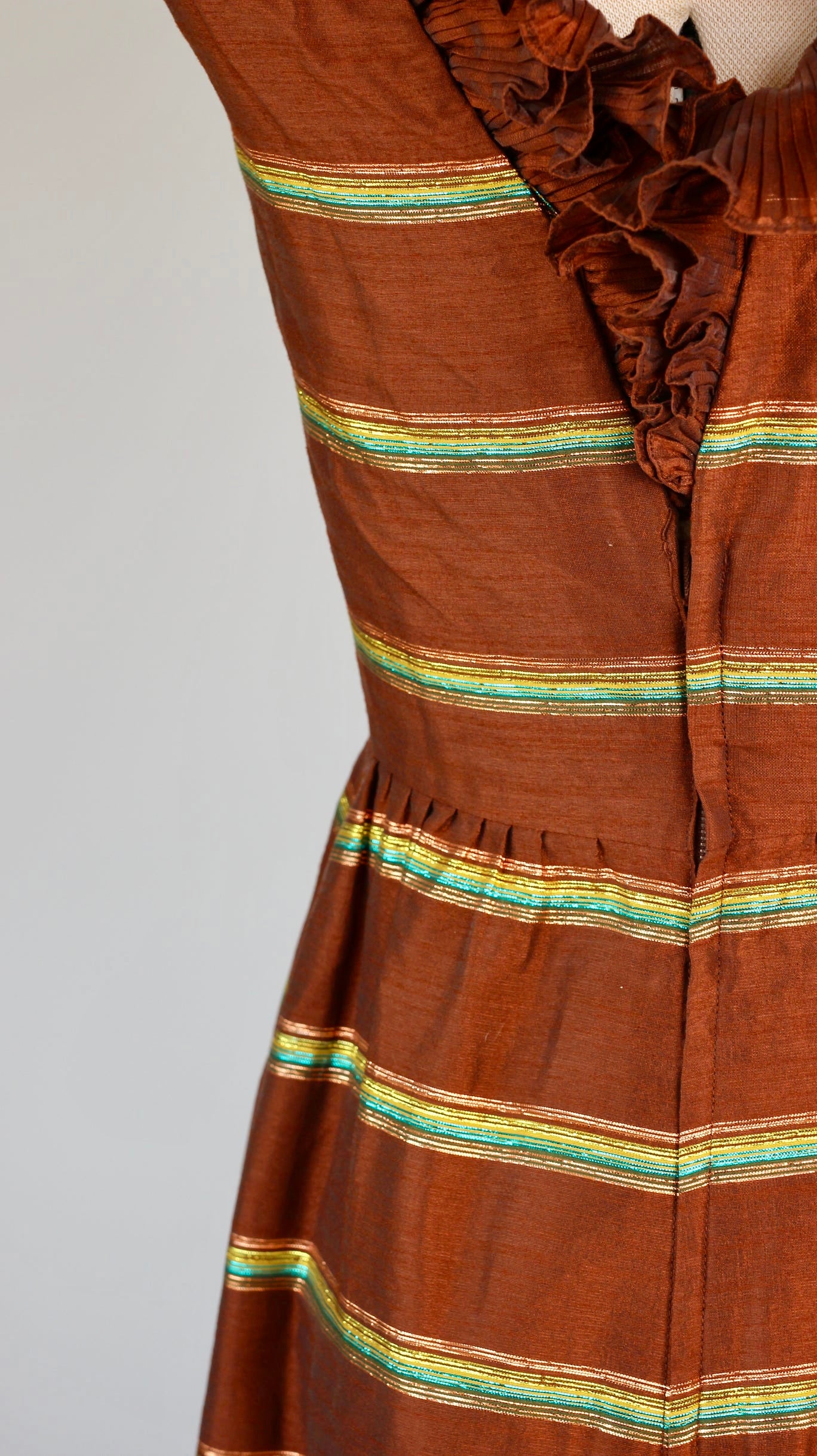 1960s Dress in Brown with Metal Threads//Made in London//Size XS