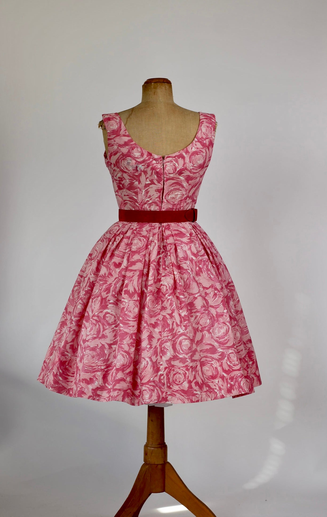 1950s Pink Cotton Dress with Floral Print//Size S
