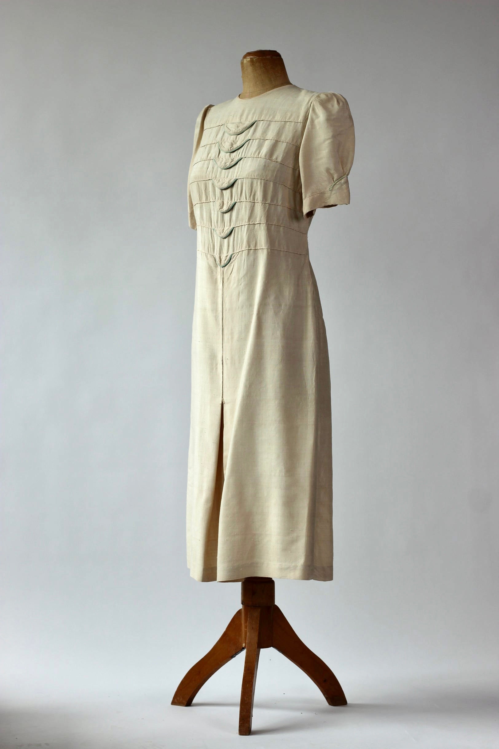 1930s Raw Silk Summer Dress//Size M/L