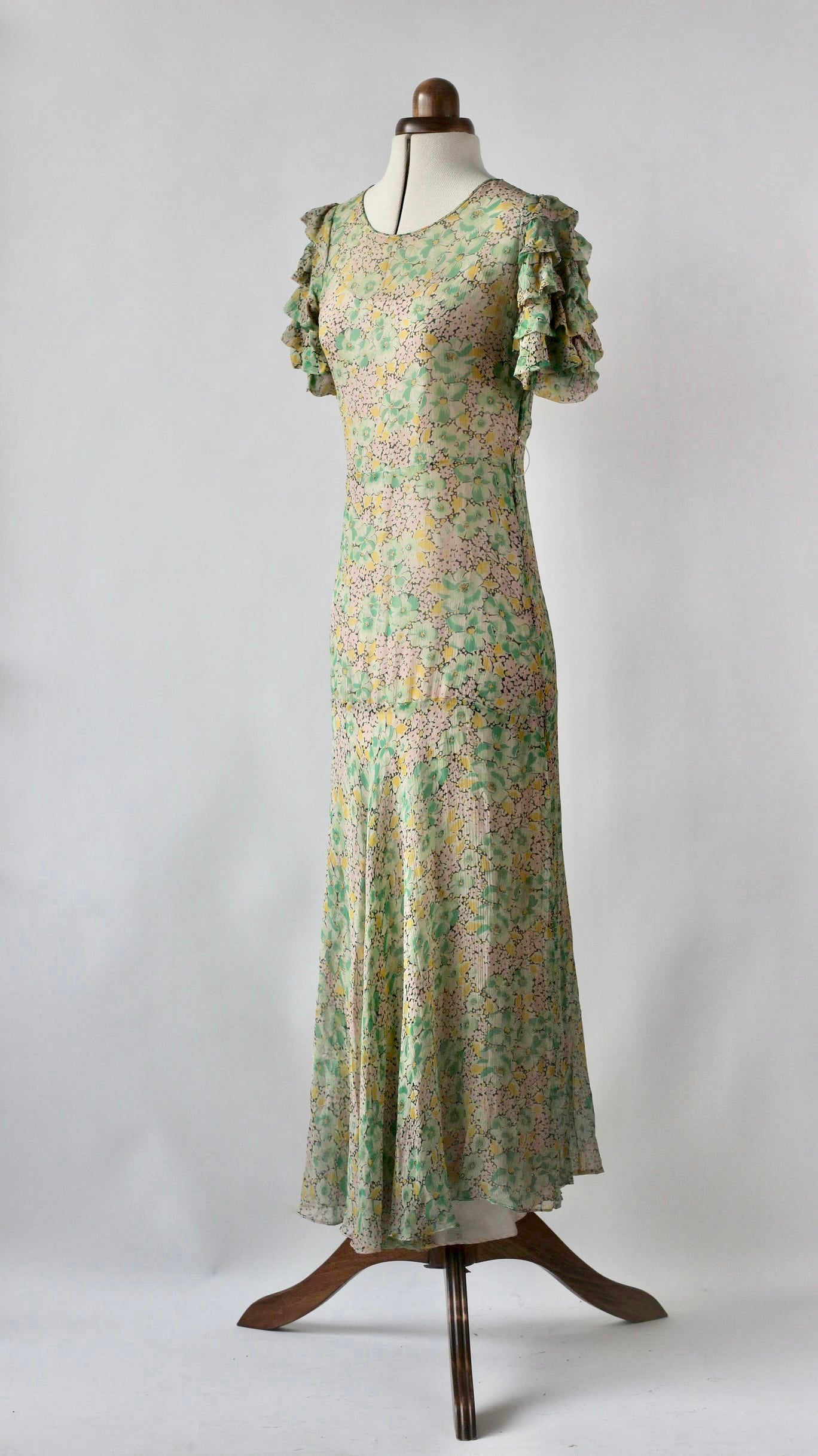 1930s Silk Gauze Dress with Ruffled Sleeves//Size S