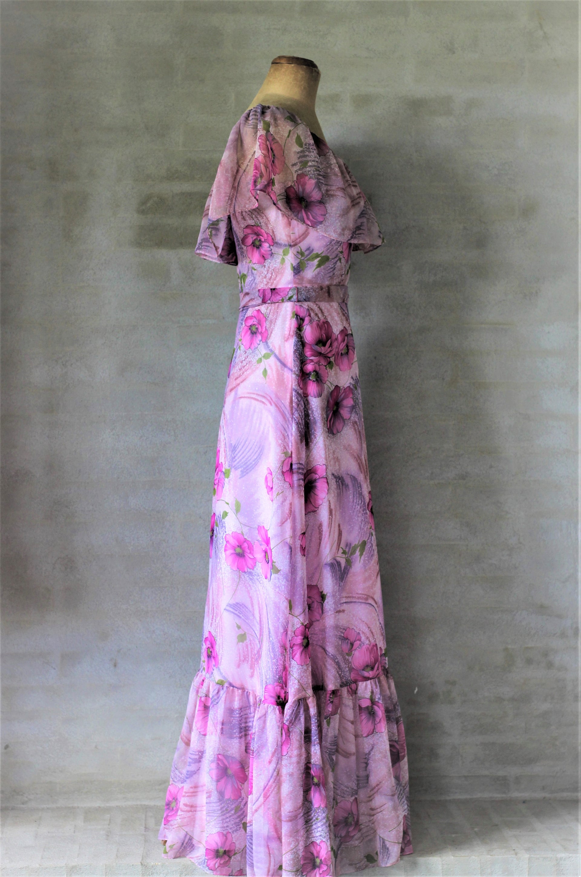 1960s Maxi Dress with Floral Print//Size S