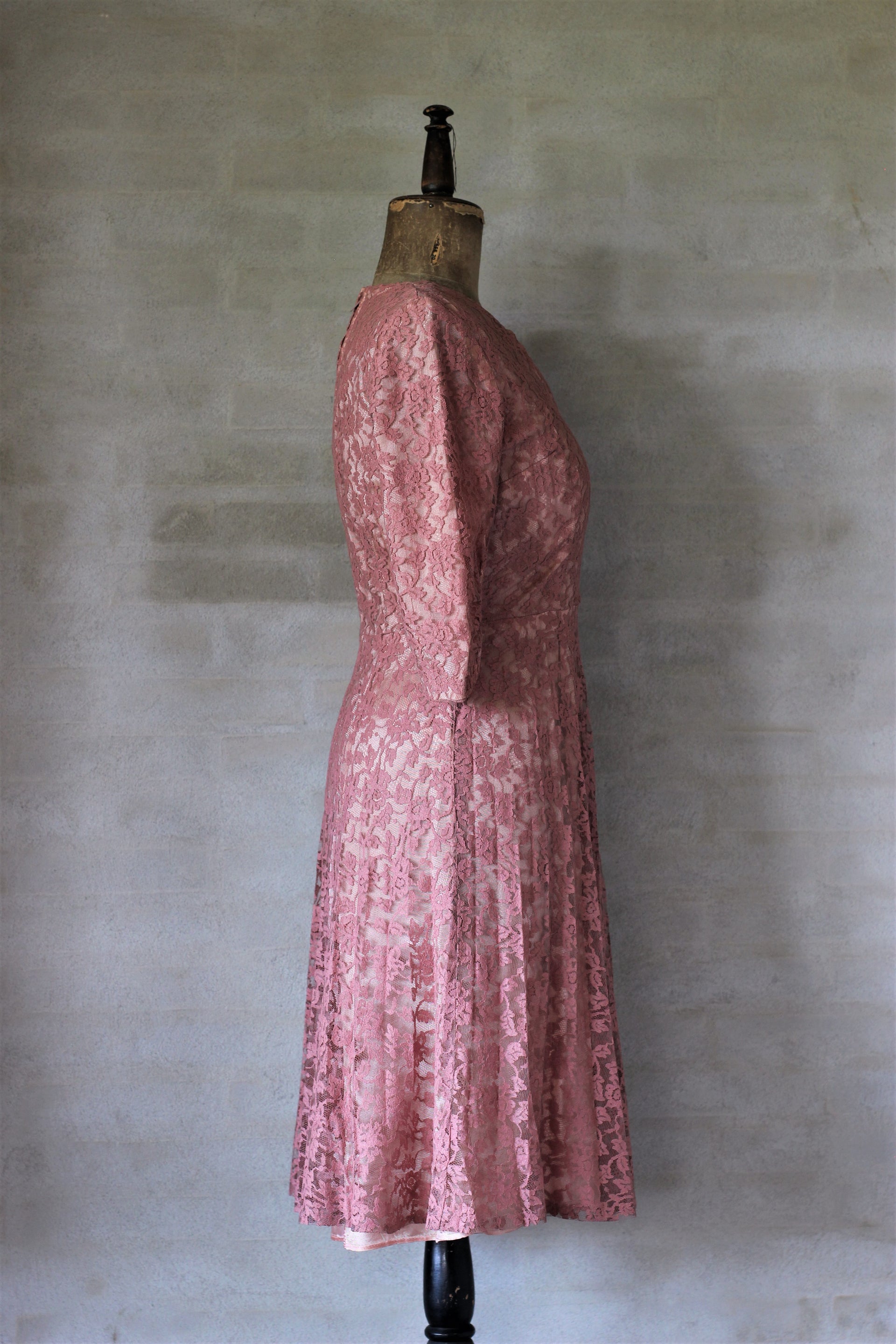 1950s 1960s Pink Draped Lace Dress//Size M