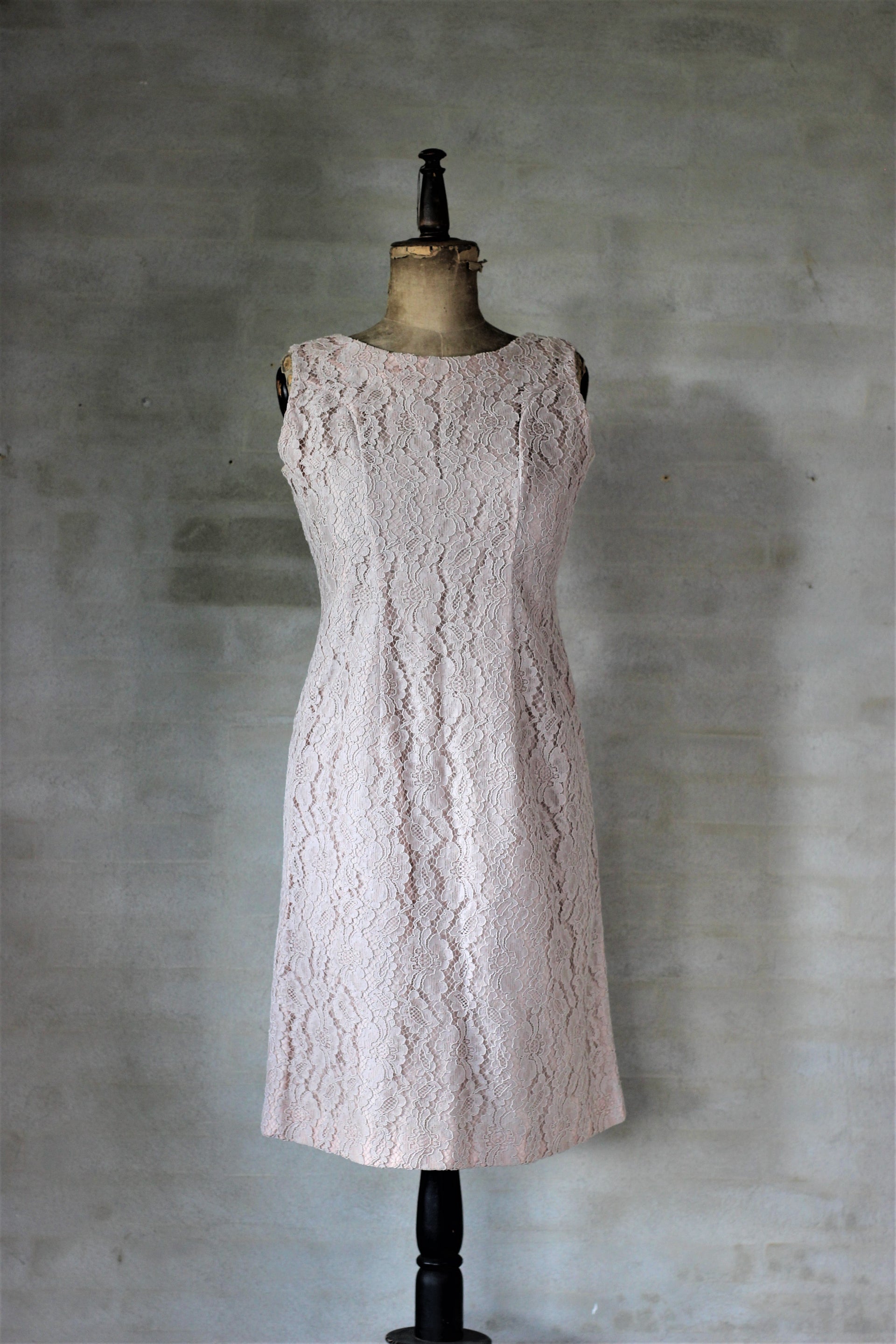 1960s Vintage Pale Rose Lace Two Piece/Dress and Jacket
