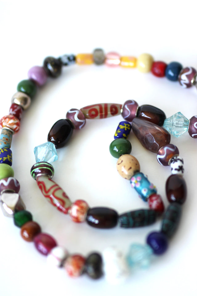 Vintage Multi Colored Crystal Glass Beads Necklace