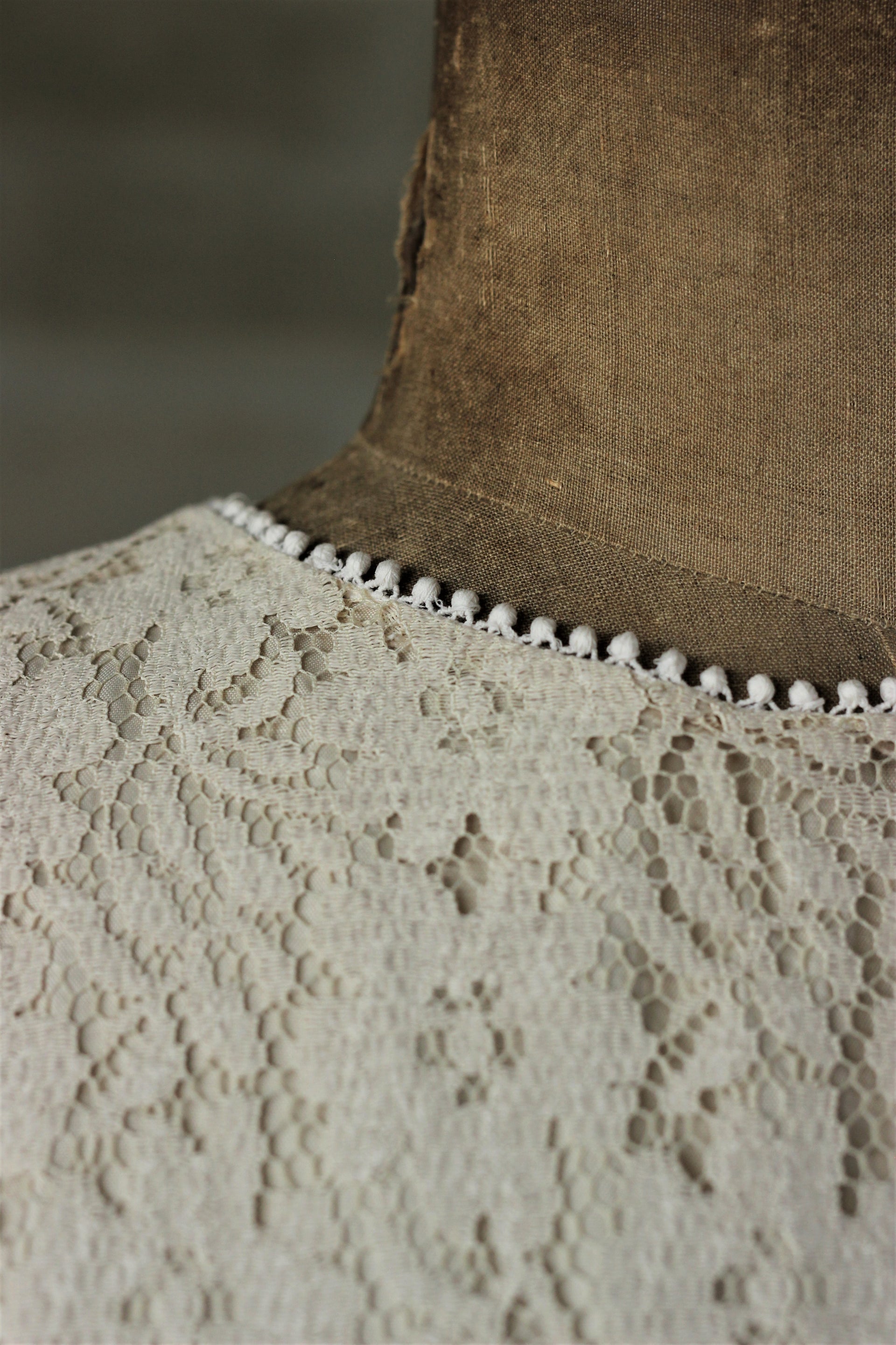 1950s Sand Lace Top/Made in Denmark/Size L                      T7