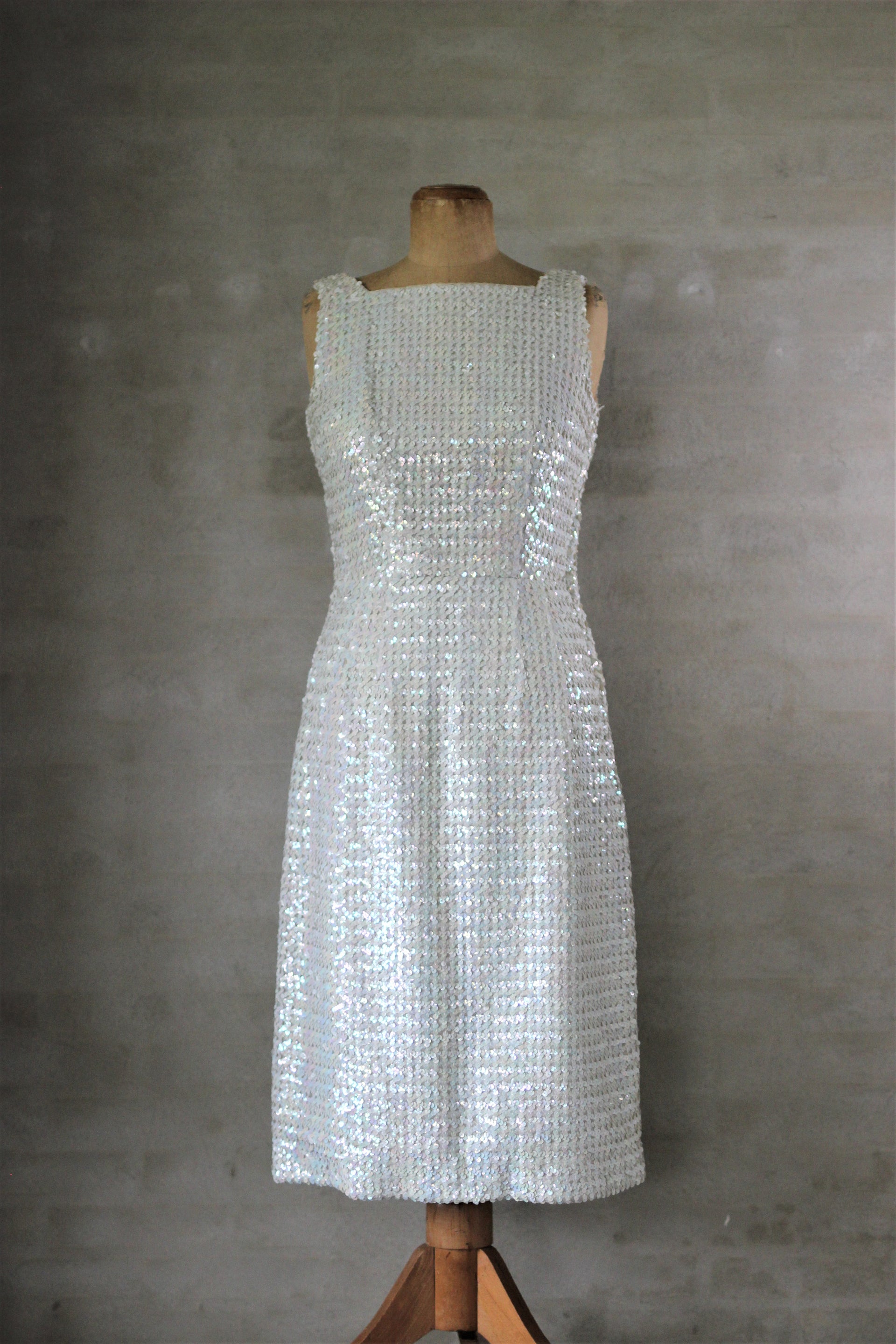 1960s White Vintage Sequins Dress//Size S/M