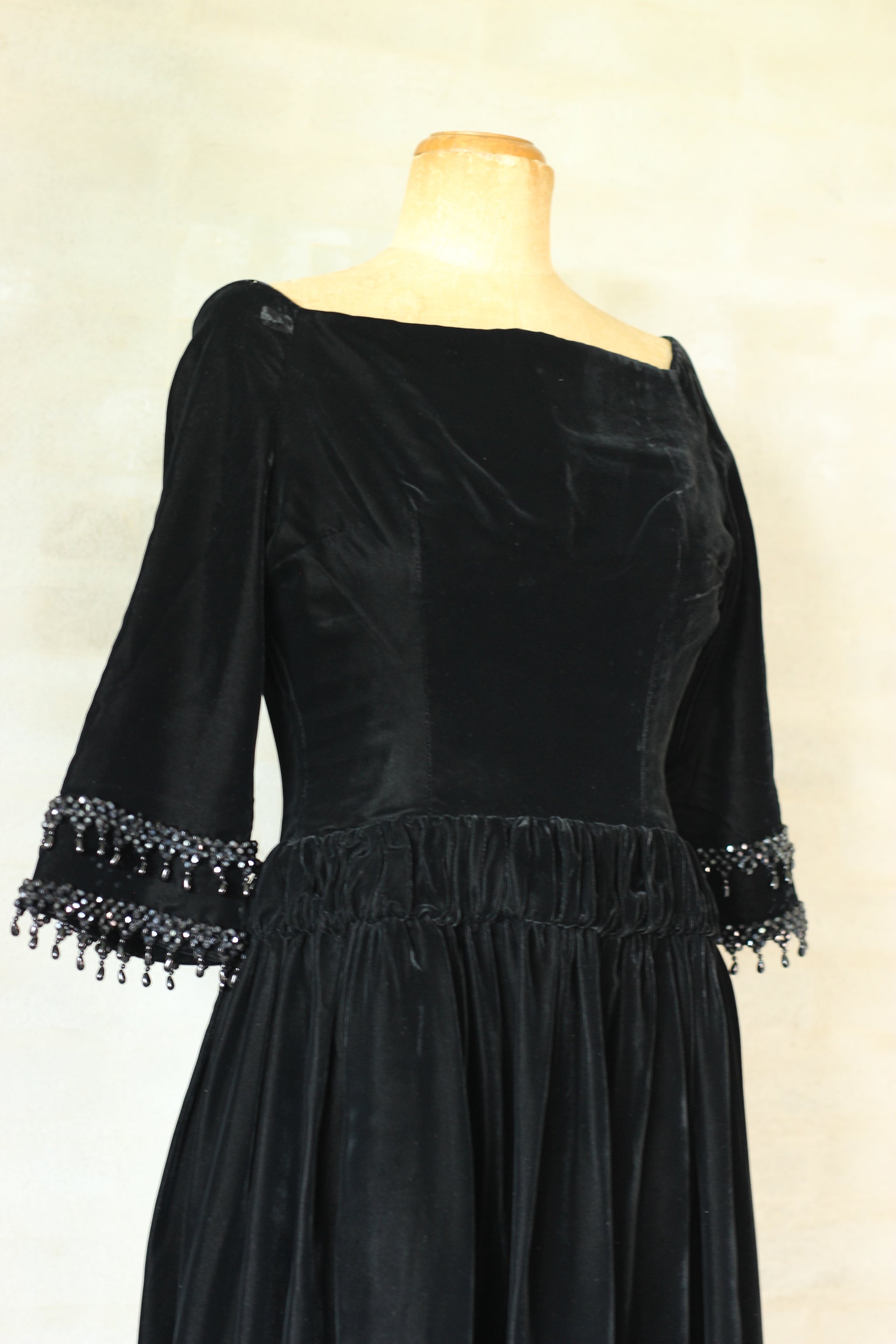 1950s Black Silk Velvet Dress with Glass Beads//Size S