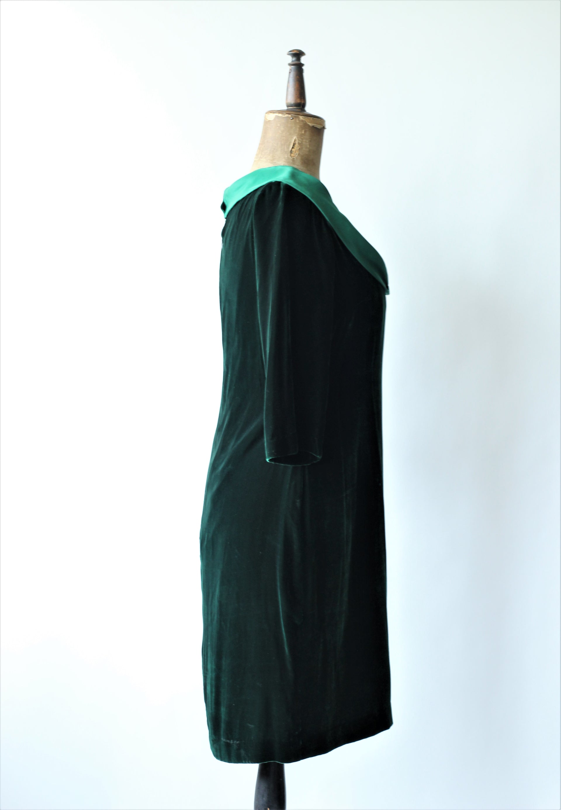 Vintage Green Velvet Cocktail Dress// Size L