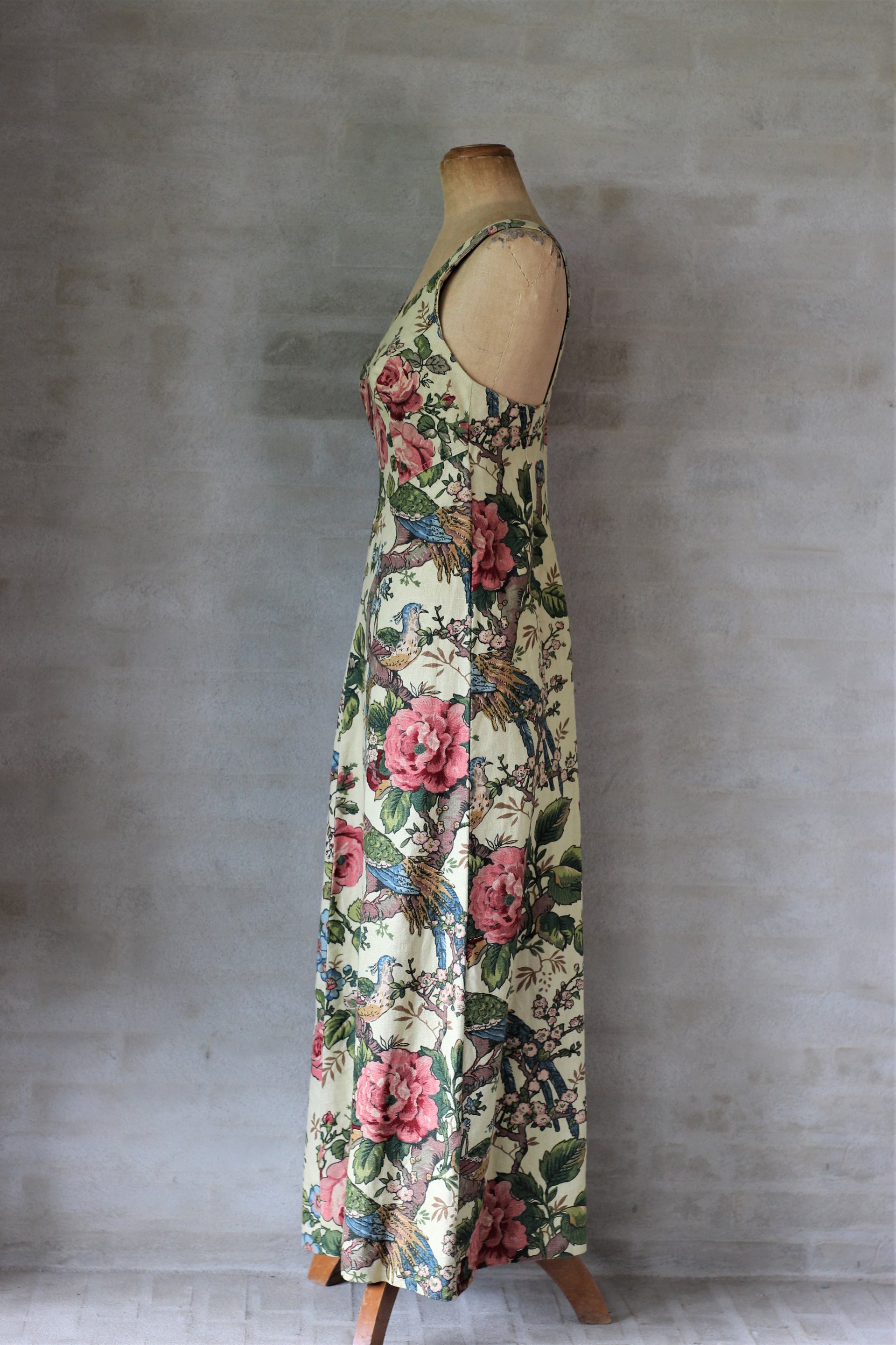 1960s Tailored Damask Linen Maxi Dress with Floral Print//Size S