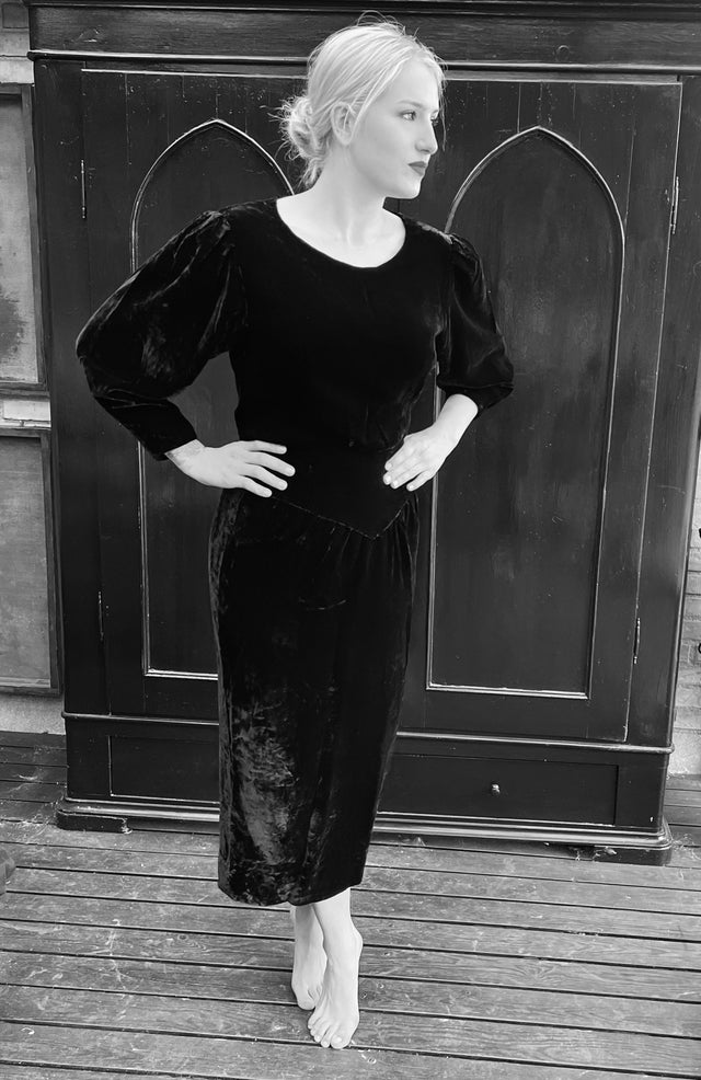 1940 Black Velvet Silk Dress//Size S